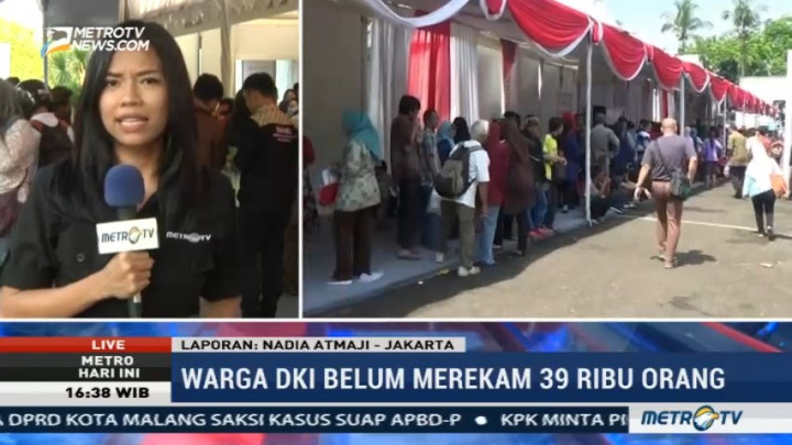 Antrean Membludak, Petugas Stan Perekaman KTP-el di TMII akan Ditambah