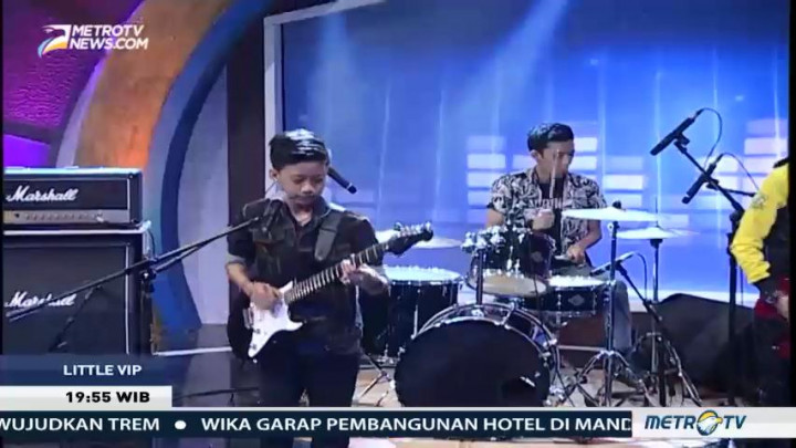 Selain Mahir Bermusik, Bocah Ini Juga Bisa Menulis Lagu