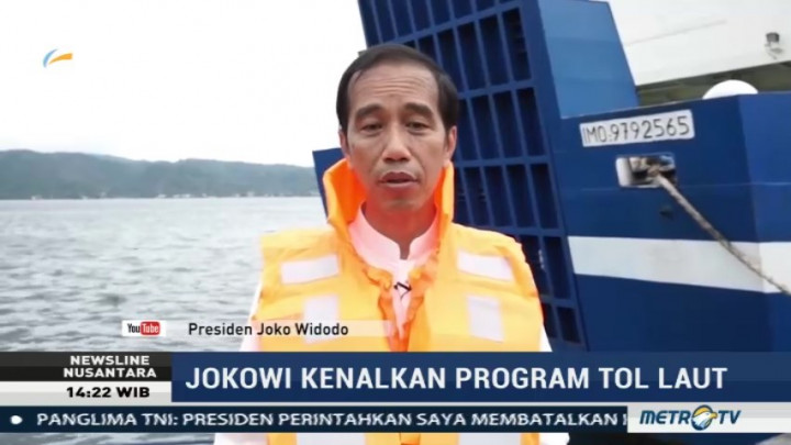 Jokowi Jelaskan Tol Laut Melalui Medsos