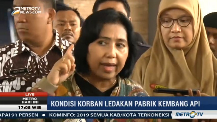 Anggota DPR Kunjungi Korban Ledakan Pabrik Petasan di RSUD Tangerang