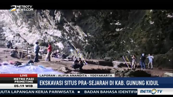 Arkeolog Eskavasi Situs Prasejarah di Gua Braholo
