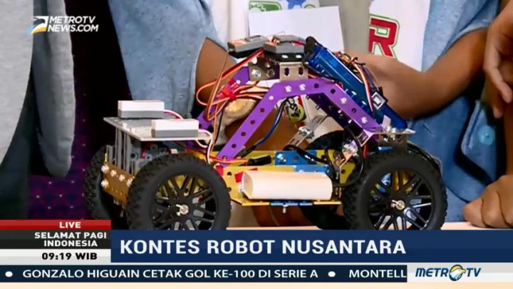 Kontes Robot Nusantara (2)