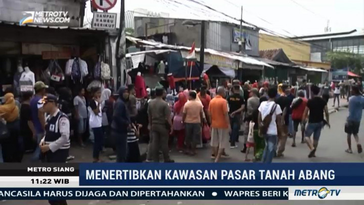 Menertibkan Kawasan Pasar Tanah Abang