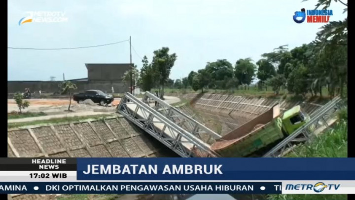Jembatan Penghubung Kiara Pacing-Gedebage Ambruk