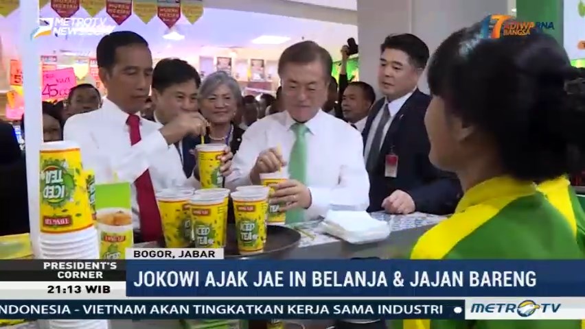 Gaya Unik Presiden Jokowi Sambut Tamu Negara