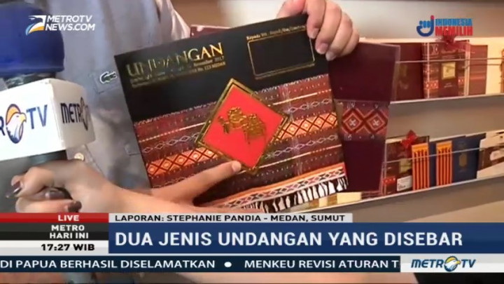 Mengintip Desain Undangan Pesta Adat Kahiyang-Bobby