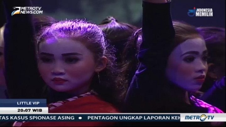 Penampilan Apik Artha Dance Bawakan Tari 'Sariro'