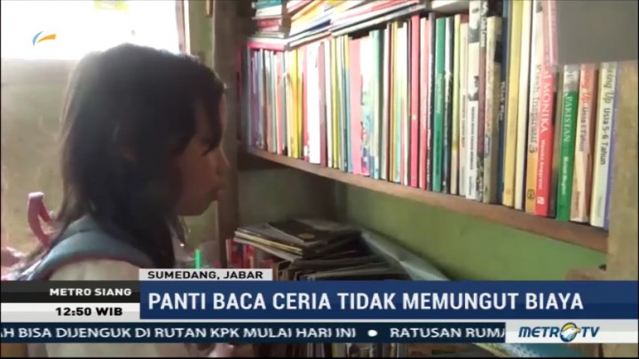 Tarik Minat Baca Anak, Ipul Ubah Kontrakannya Jadi Panti Baca Ceria