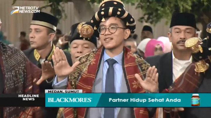 Gibran Rakabuming dan Selvi Ananda Menari Tortor