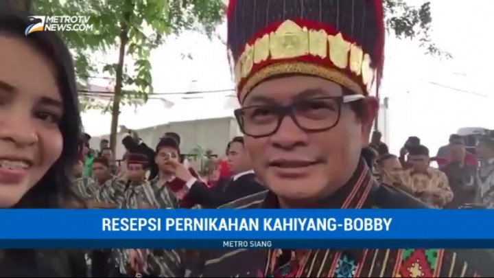 Begini Gaya Seskab Pramono Anung Datang ke Resepsi Kahiyang-Bobby