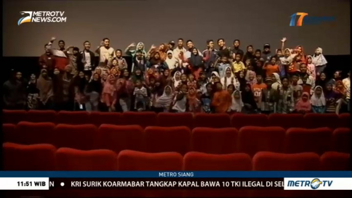Kick Andy Foundation Ajak Ratusan Anak Nonton Film Bersama