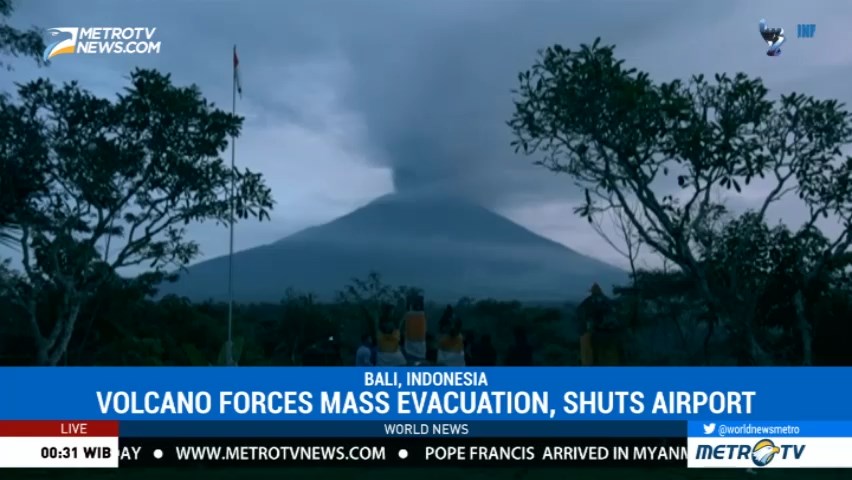 Volcano Forces Mass Evacuation, Shuts Bali Airport