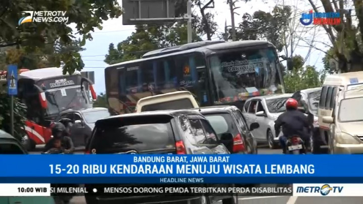 Ribuan Kendaraan Masih Padati Kawasan Lembang