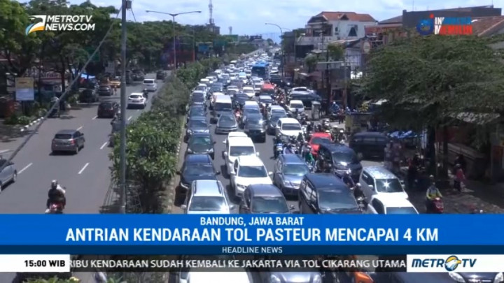 Antrean Kendaraan di Gerbang Tol Pasteur Capai 4 Km
