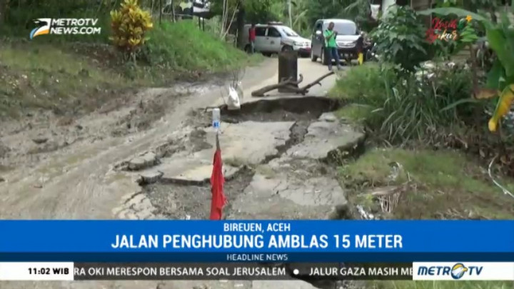 Jalan Penghubung Antar Kecamatan di Bireuen Ambles