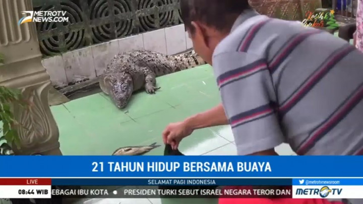 Keluarga Ini Hidup Bersama Buaya Selama 21 Tahun