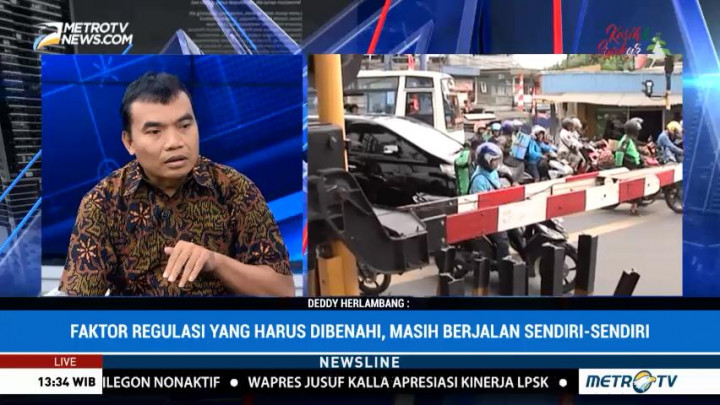Jaga Keselamatan di Perlintasan KA (1)