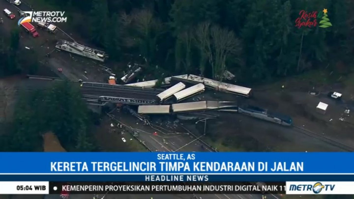 Kereta Tergelincir & Timpa Kendaraan, 6 Orang Tewas