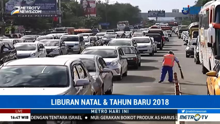 Gerbang Tol Pasteur Padat