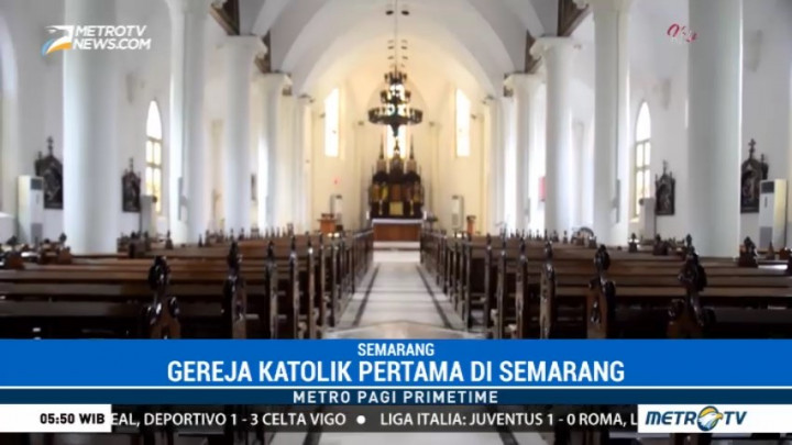 Mengunjungi Gereja Katolik Pertama di Semarang