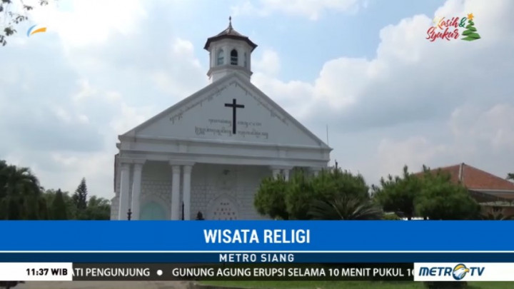 Mengunjungi Gereja Tua Berusia 137 Tahun di Jombang