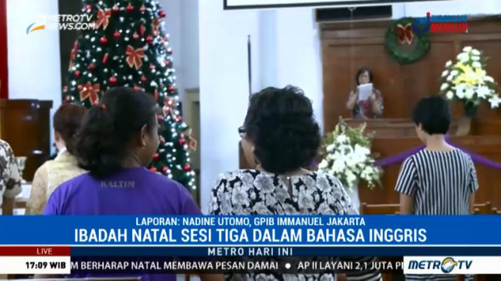 Khotbah Natal di GPIB Immanuel Sesi Tiga Disampaikan dalam Bahasa Inggris