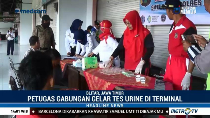 Sopir Bus dan Truk di Terminal Patria Blitar Jalani Tes Urine