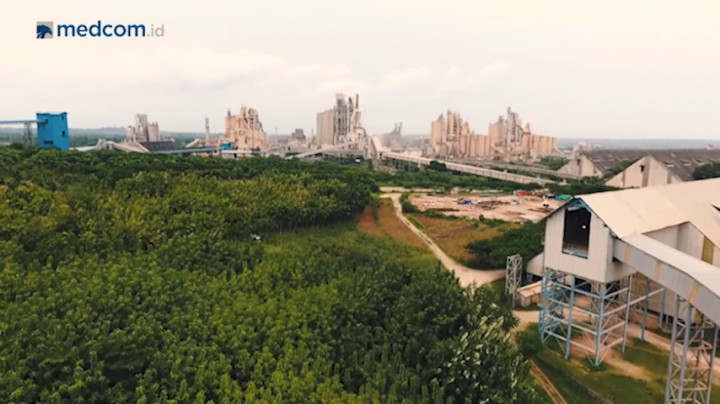 Mengintip Hijaunya Pabrik Semen Indonesia