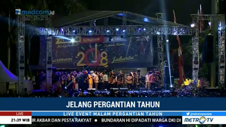 Anies Tinjau Perayaan Tahun Baru di Bundaran HI