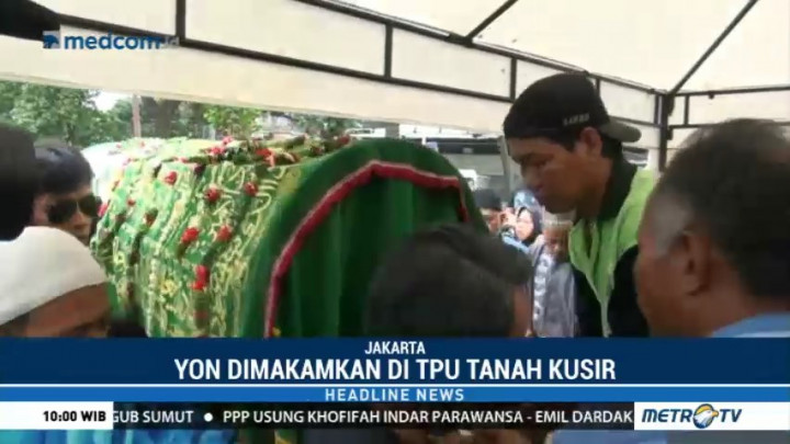 Yon Koeswoyo Dimakamkan di TPU Tanah Kusir