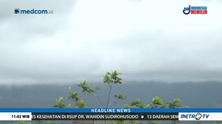 Gunung Agung Keluarkan Abu Vulkanis Setinggi 2.500 Meter