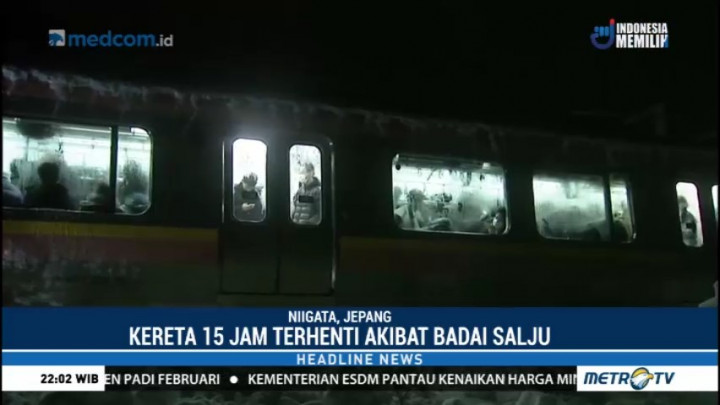 Jepang Dilanda Badai Salju, Ratusan Penumpang Terjebak di Kereta