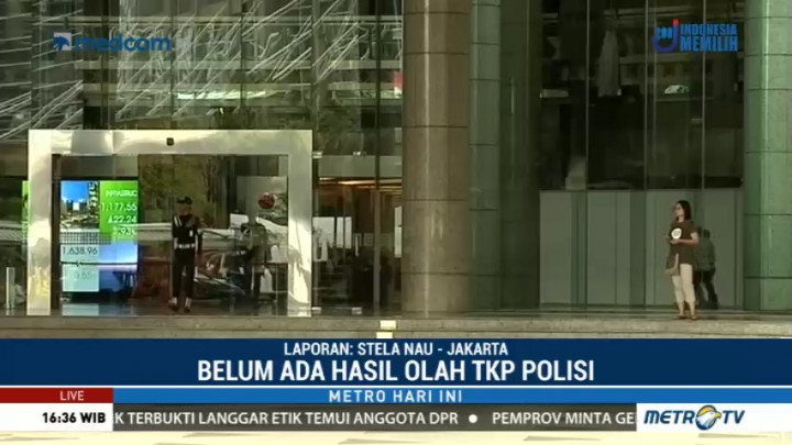 Tim Labfor Polri Olah TKP Ambruknya Selasar BEI