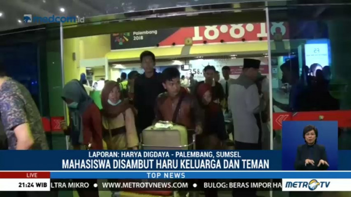 Tiba di Palembang, Korban Selamat Mezanin BEI Disambut Haru Keluarga