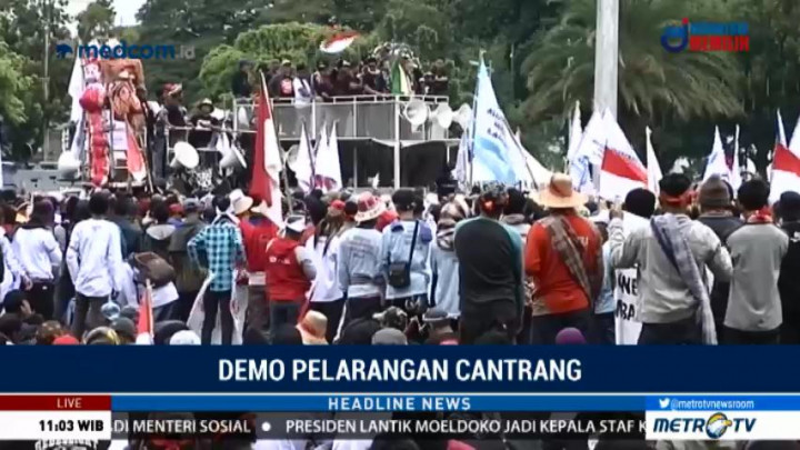 Ribuan Nelayan Gelar Demo Pelarangan Cantrang di Silang Monas