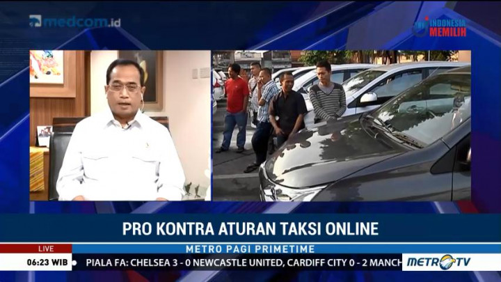 Pro Kontra Aturan Taksi Daring