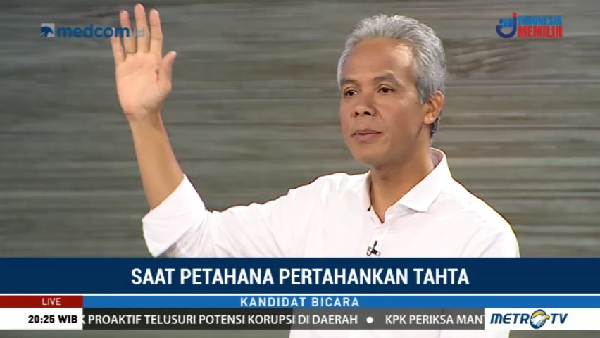 Saat Petahana Pertahankan Takhta (4)