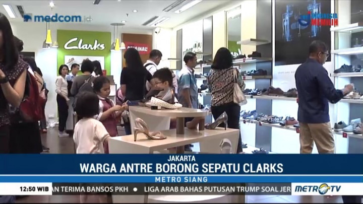 Jelang Penutupan, Clarks Adakan Diskon Besar-besaran