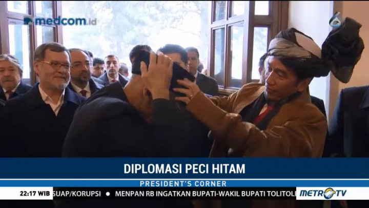 Diplomasi Peci Hitam