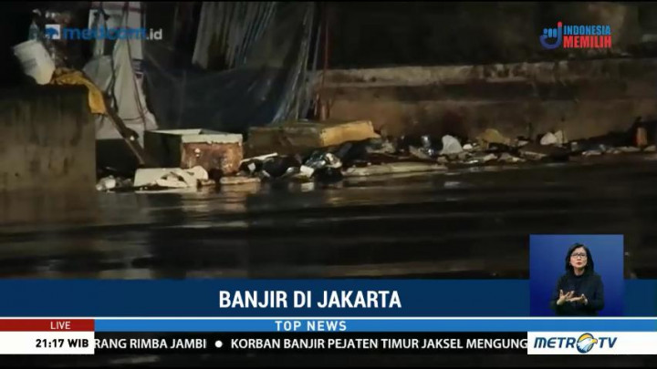 Ketinggian Debit Air Ciliwung di Kampung Pulo Capai Tujuh Meter