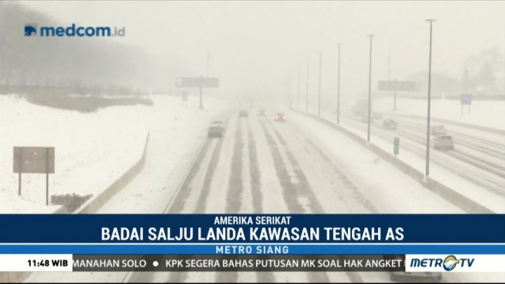 Badai Salju Landa Kawasan Tengah AS