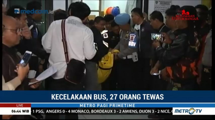 23 Jenazah Korban Kecelakaan Bus Sudah Diberangkatkan ke Ciputat