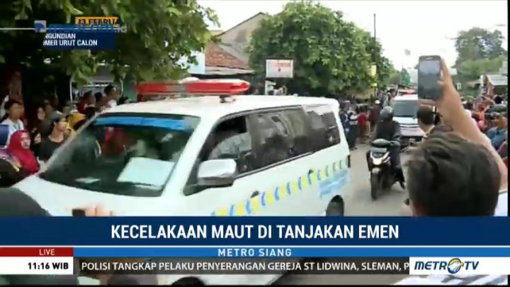 Mobil Jenazah Korban Kecelakaan Bus Sudah Menuju TPU Legoso