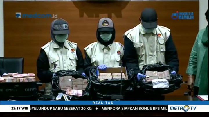 Tersangka Bagi Zumi Zola (2)