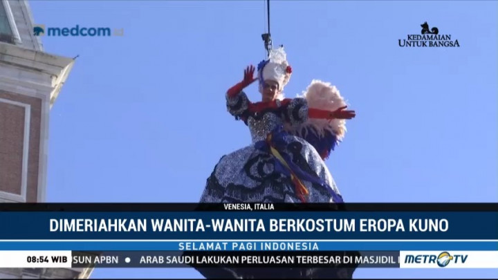 Semarak Kostum Eropa Kuno di Venice Angel Festival