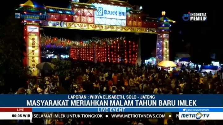 Semarak Imlek di Pasar Gede Solo