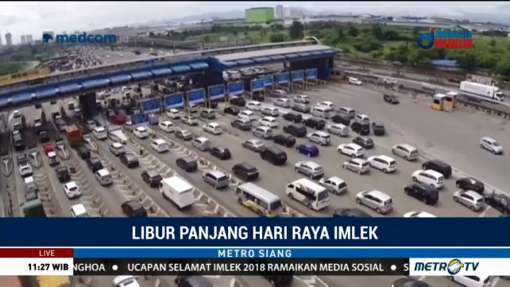 Libur Imlek, Gerbang Tol Cikarut Padat