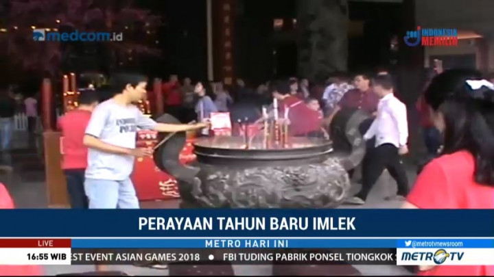 Semarak Imlek di Medan dan Makassar