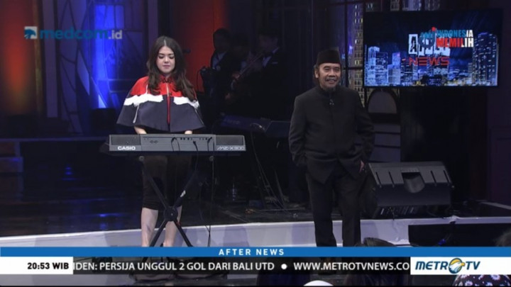 Tina Toon Sampaikan Kritik Sosial Lewat Puisi