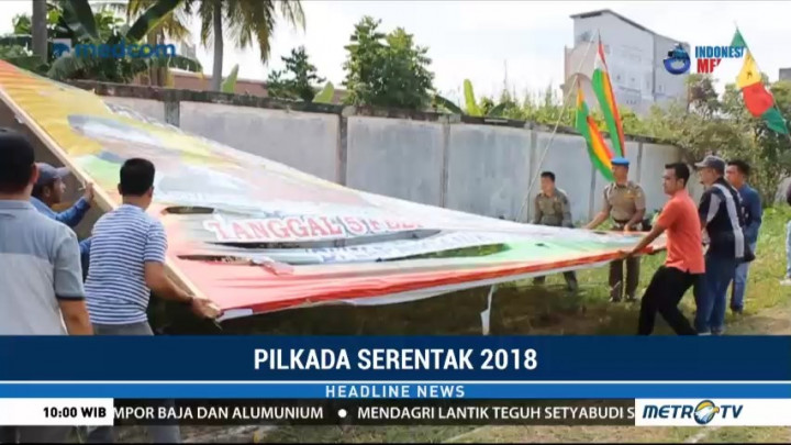 Panwaslu Rokan Hilir dan Satpol PP Tertibkan APK yang Melanggar Aturan